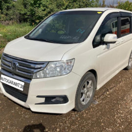 Honda Stepwgn Spada, 2010 год